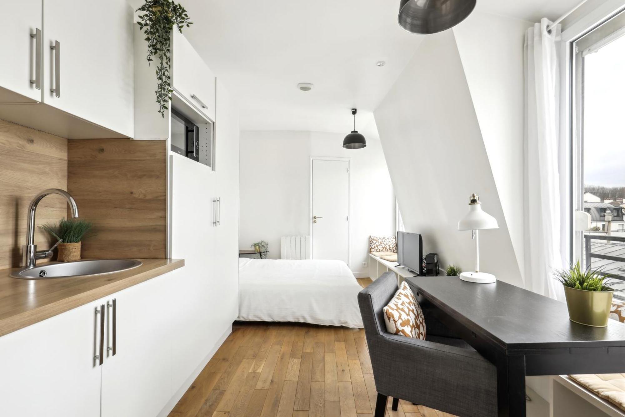 Appartement Bright Floor Near Pere Lachaise *